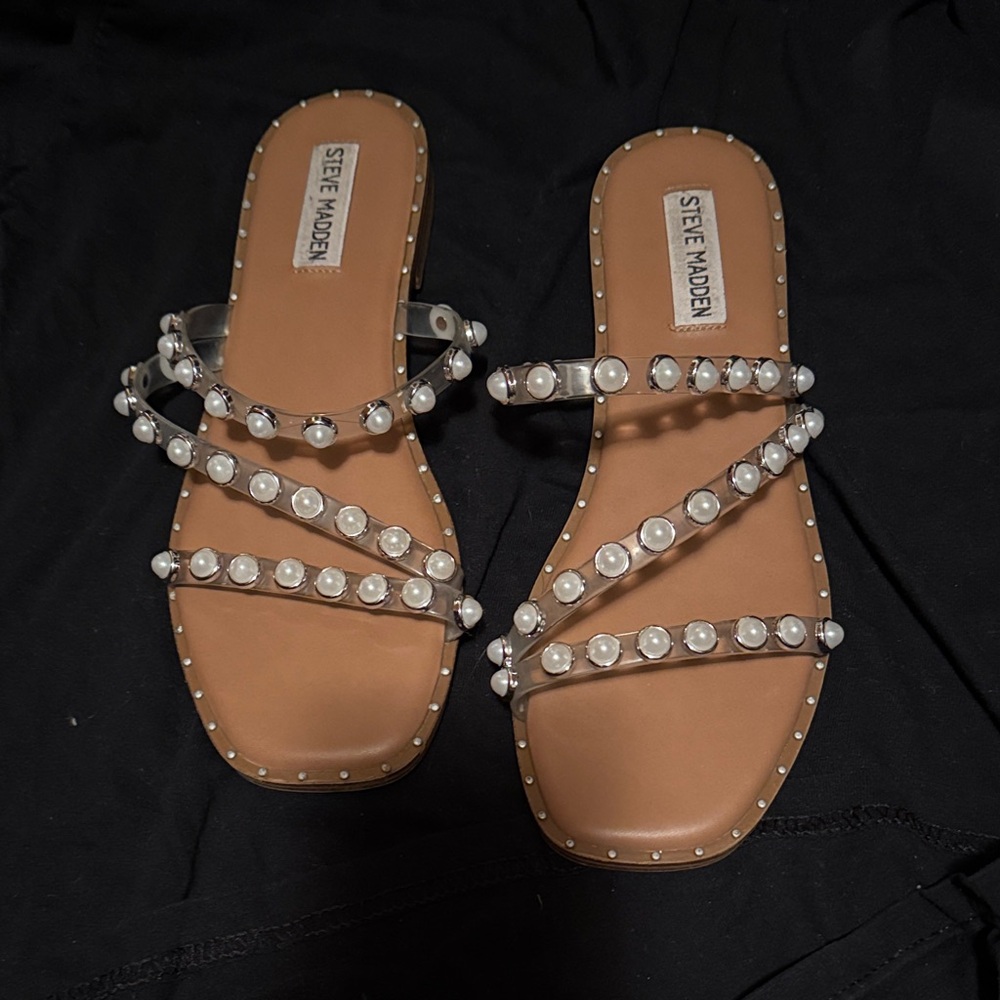 Steve Madden Pearl Embellished Sandals - Tan and White